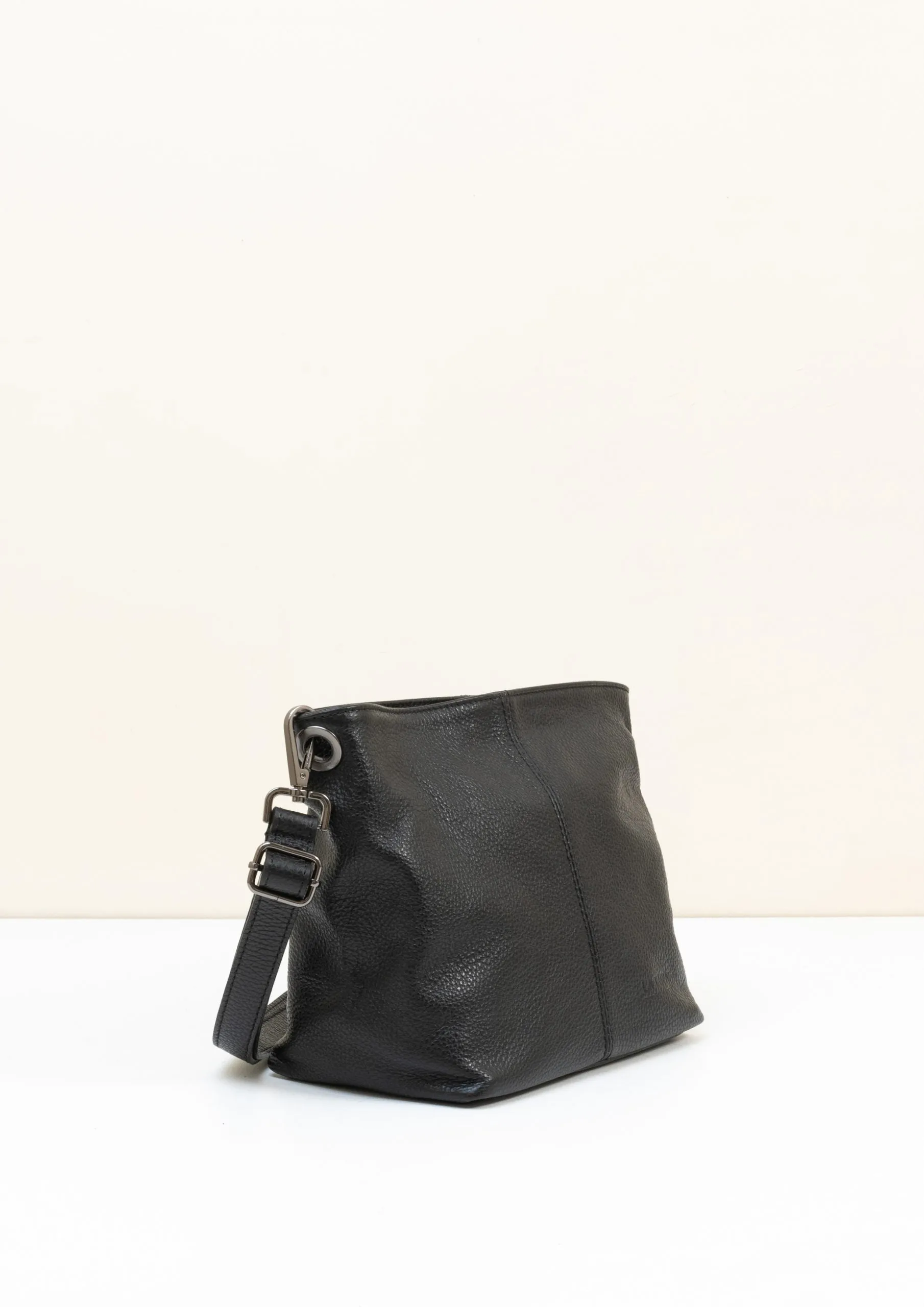 Lola Small Crossbody Black