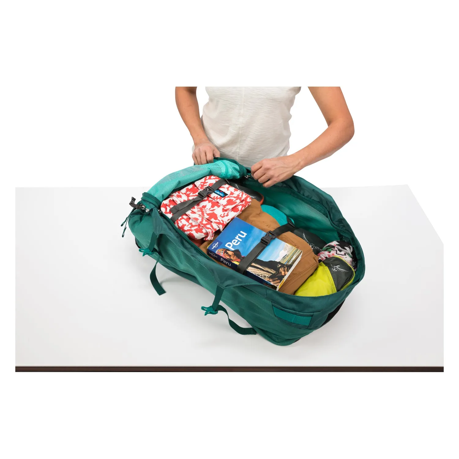 Osprey Fairview Travel Pack Carry-On 40 Backpack - Extra Small/Small - Women's Travel - Trekking