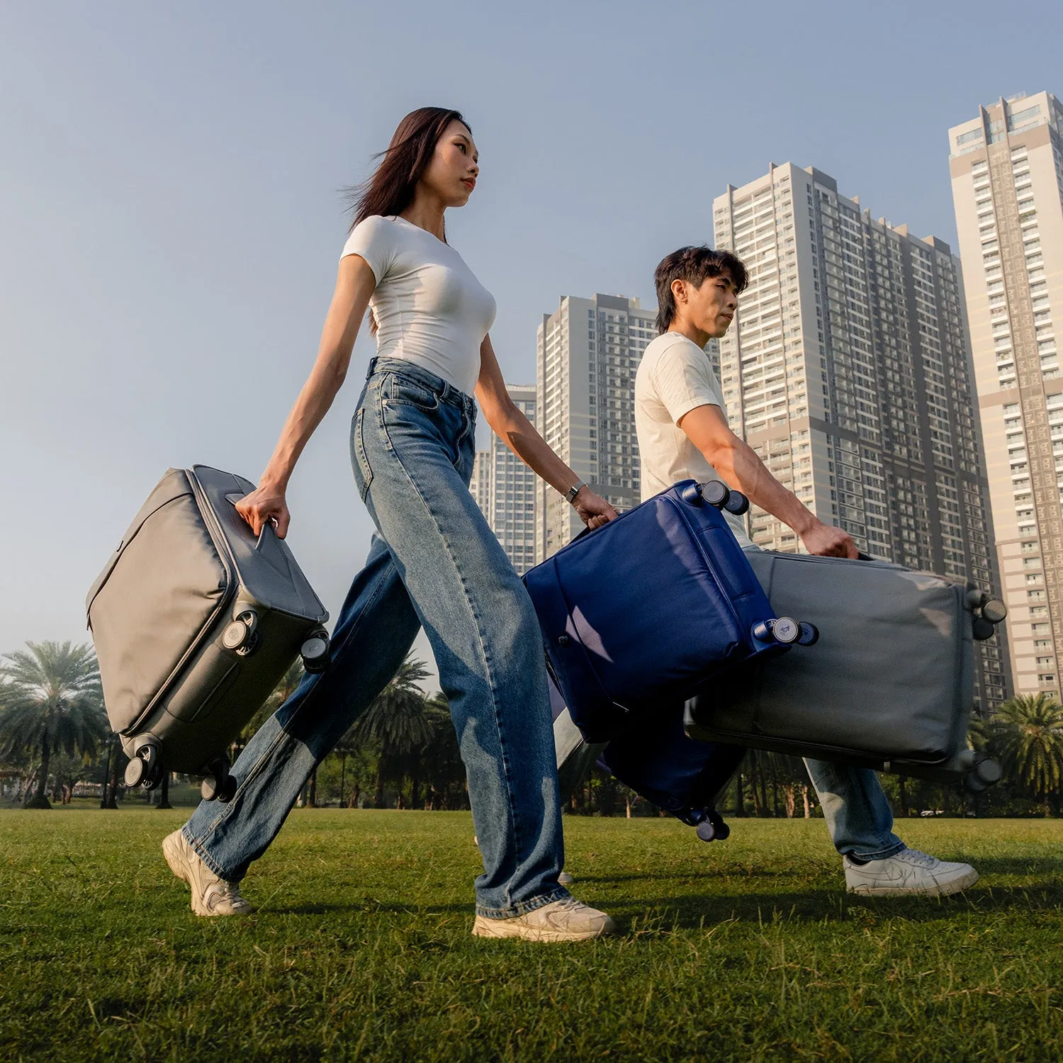 Xero Elite 2.0 31 Inch Luggage | World's Lightest Luggage